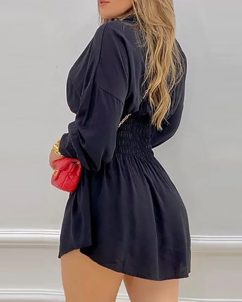 Elegant Long-Sleeved Outfit