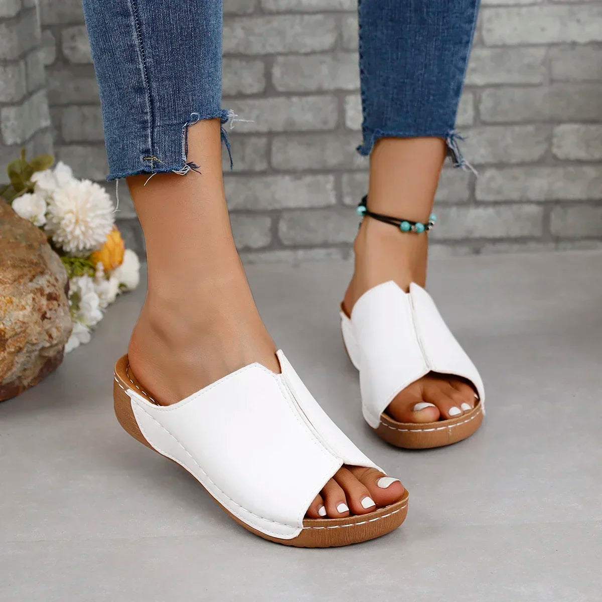 New Open Toe Women's Wedge Sandals White Summer Fashion Breathable Comfortable Sandals Woman Buckle Female Footwear Woman Shoes